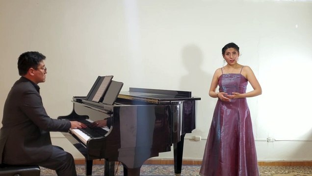 Suemy Oyola - Andrew Lloyd Webber , Pie Jesu (Application die MUK)