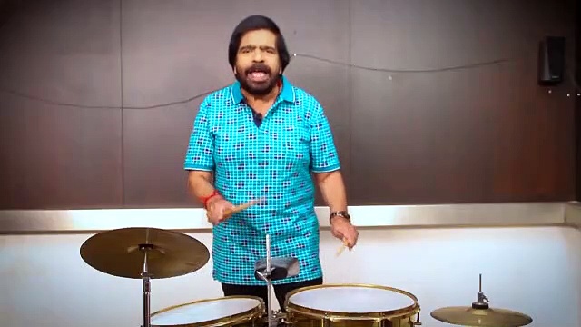 அடுக்குமொழியில் பாட்டுப் பாடி அதகளப்படுத்திய டி.ராஜேந்தர்- வைரலாகும் பொங்கல் வாழ்த்து வீடியோ