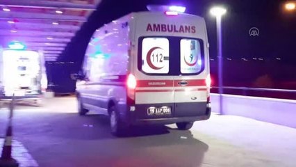 İki otomobilin çarpıştığı kazada 1'i ağır 2 kişi yaralandı