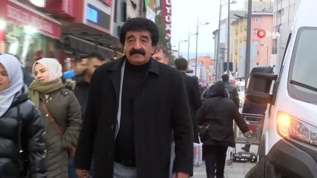 Müslüm Gürses'e benzerliğiyle dikkat çekiyor