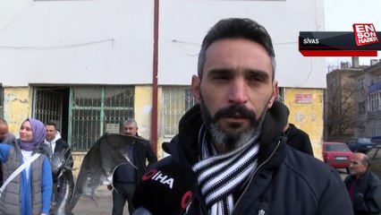 Sivas'ta demir doğrama ustasının yaptığı ejderha görenleri şaşırtıyor
