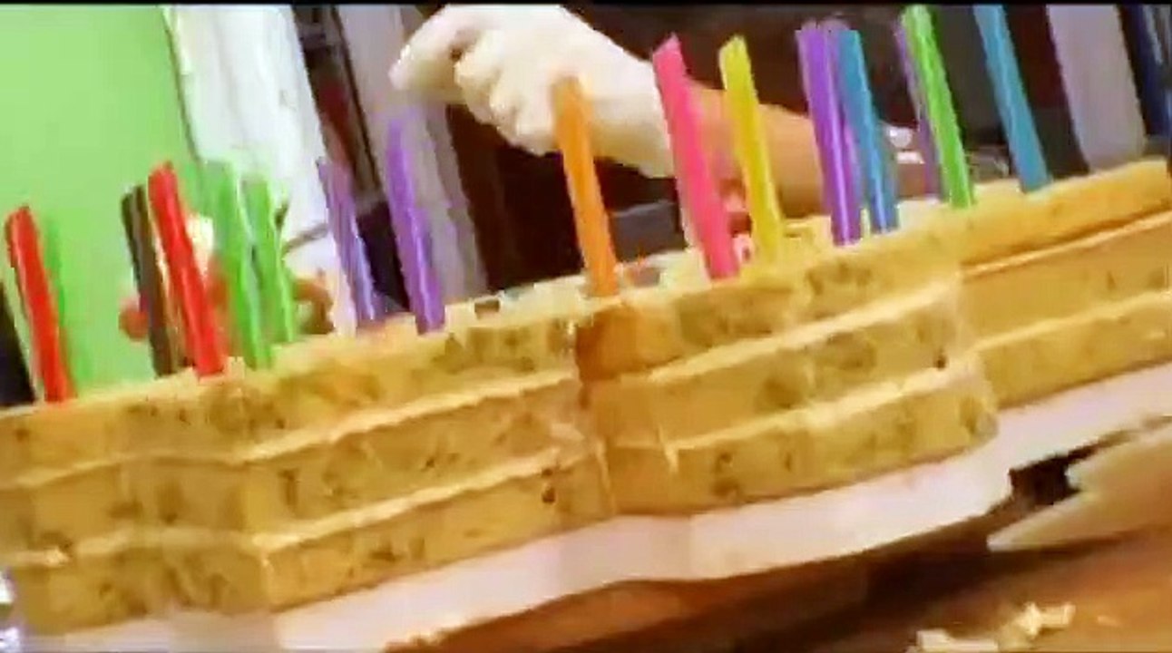 Ace Of Cakes - Se8 - Ep10 HD Watch