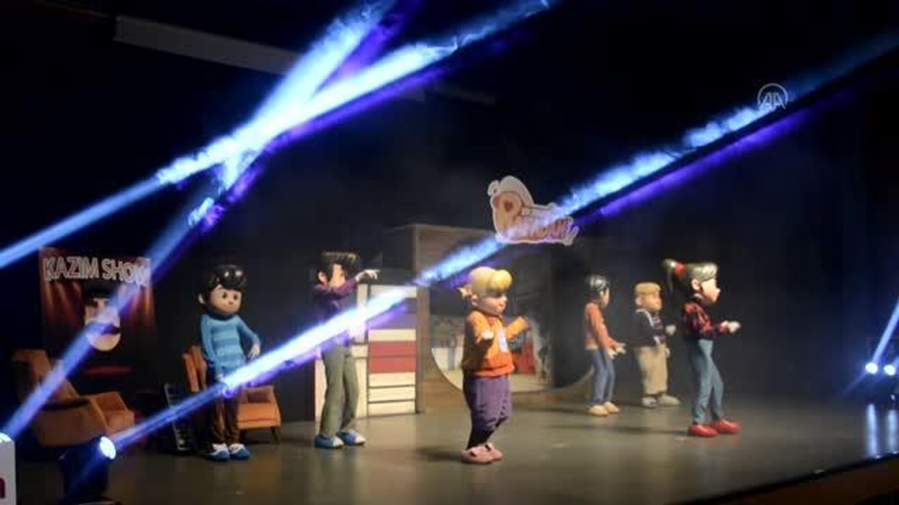 "Rafadan Tayfa En Sevdiğim Rafadan Müzikali" Bursa'da sahne aldı