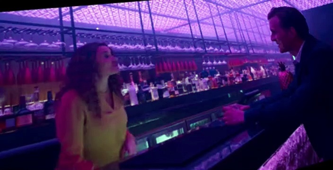 Stay Close S01 E08