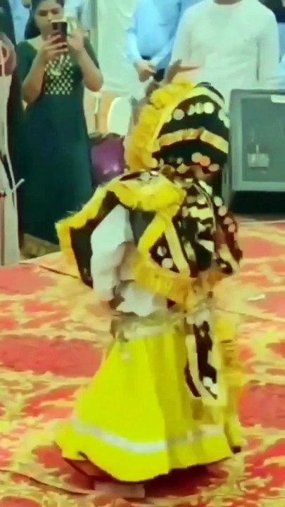 Cute baby funny dance video