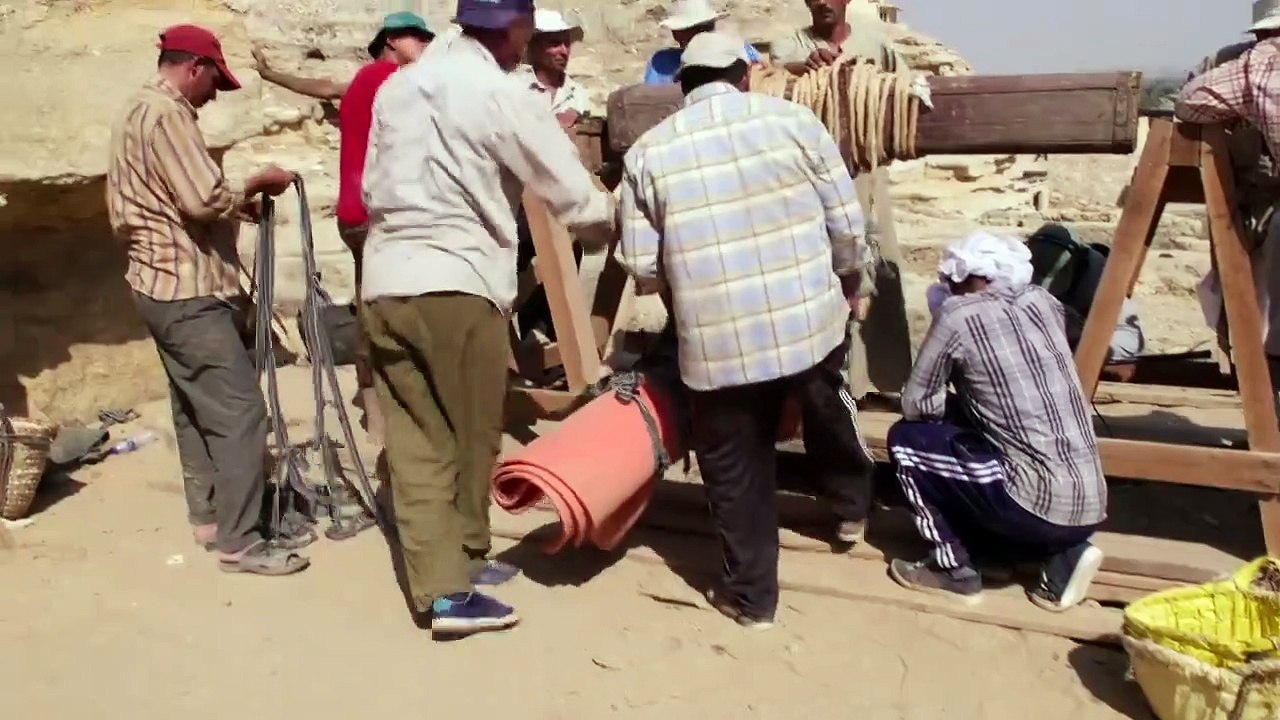 Tomb Hunters - Se1 - Ep01 - Secrets of the Mega-Tomb HD Watch