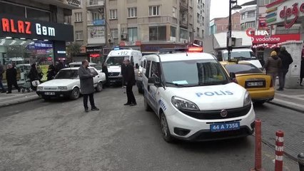 67 yaşındaki şahıs yaralı ve çıplak halde ölü bulundu