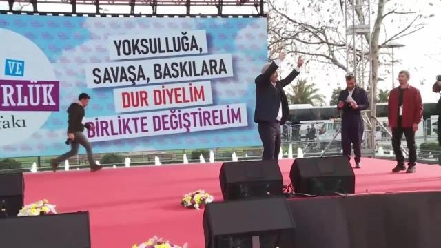 Emek ve Özgürlük İttifakı Mitingi… Mithat Sancar: Bu Güç, Bu Ülkeyi, Demokrasiye, Barışa, Emek ve Özgürlüğün Olduğu Bir Geleceğe Taşıyacak