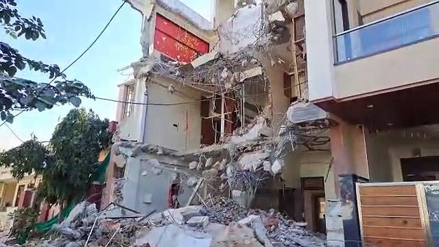 राजस्थान शिक्षक भर्ती पेपर लीक के आरोपी भूपेन्द्र सारण के मकान पर चला बुलडोजर, अवैध निर्माण ध्वस्त