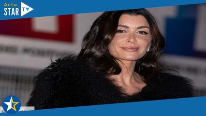 « Qu'est-ce qu'on a ri » : Lorie dévoile les images d'une chute de Jenifer en plein concert des Enfo