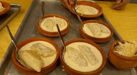 পৌষ সংক্রান্তিতে শিলিগুড়ি হোটেল ও রেস্তোরাঁতে পিঠেপুলি| Oneindia Bengali