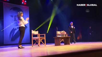 Müjdat Gezen sahneye, sahnede veda etti: Artık dinlenme zamanı