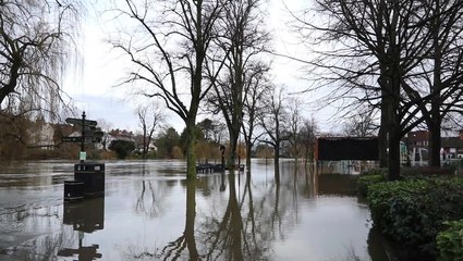 Worcester city centre turned into 'lake' as heavy rain brings flooding