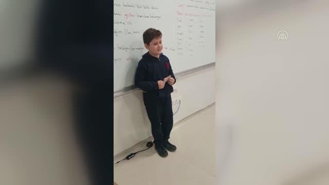 Emine Erdoğan Sıfır Atık Projesi kapsamında kendisine hediye gönderen çocuğu tebrik etti