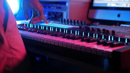 Keyboard music  learn 18 tips  and easy tutorial