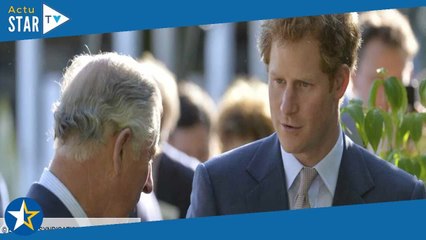 “Pas taillé pour un tel rôle” : Harry égratigne Charles sur son rôle de père
