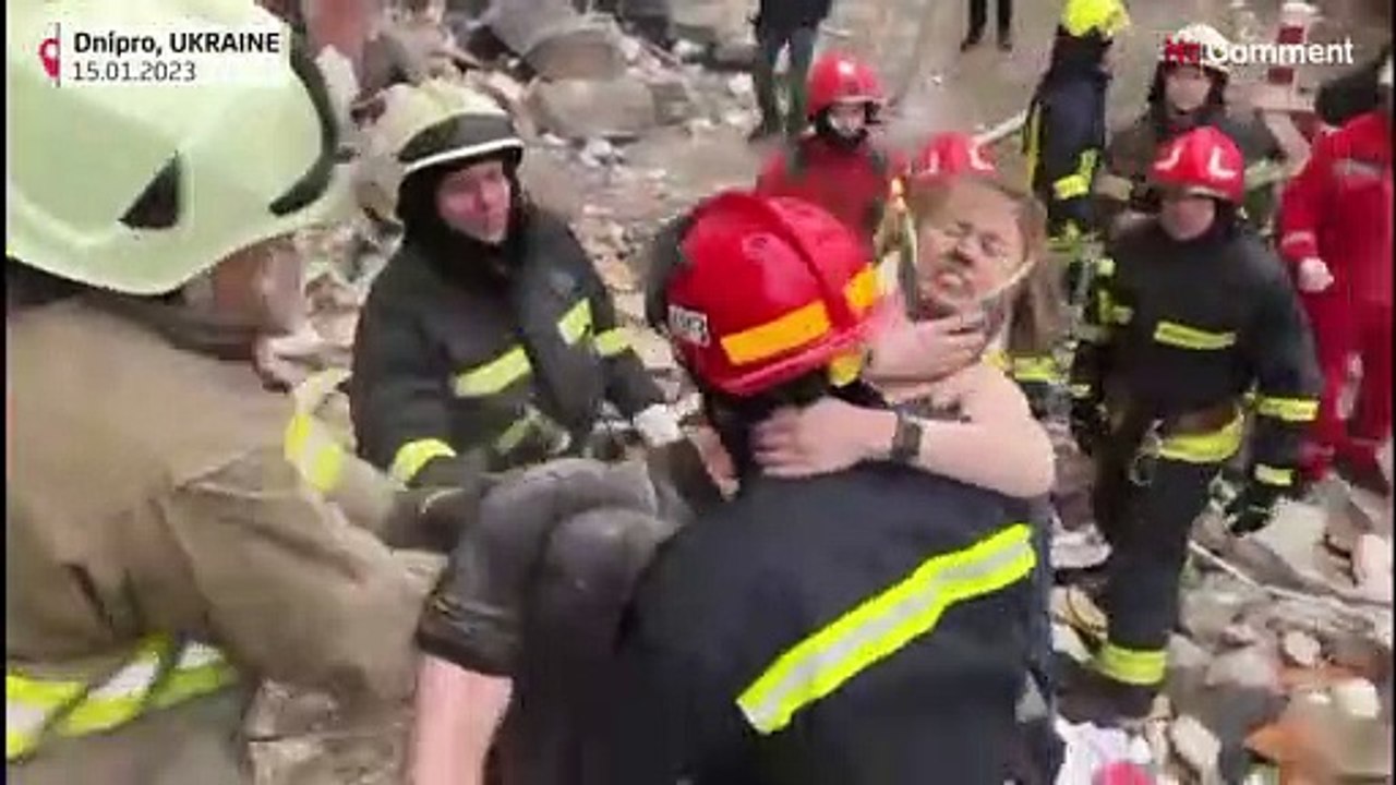 Nach russischem Angriff auf Wohnblock: Dramatische Szenen aus Dnipro