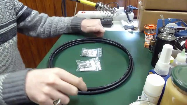 Construção de um cabo coaxial com conectores PL-259 (Aircell 7)