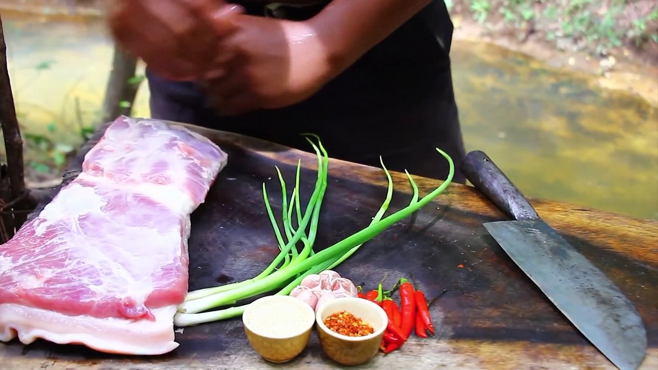 5 Pounds of pork belly meat Cook Crispy Food - Cook Pig Belly yummy with hot chili sauce