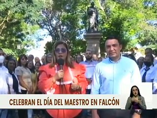 Autoridades del estado Falcón reconocen labor de maestros y maestras de la Patria en su día