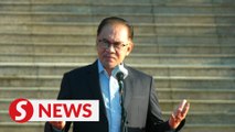 Alert me if you're given minutes that violate the law, PM Anwar tells civil servants
