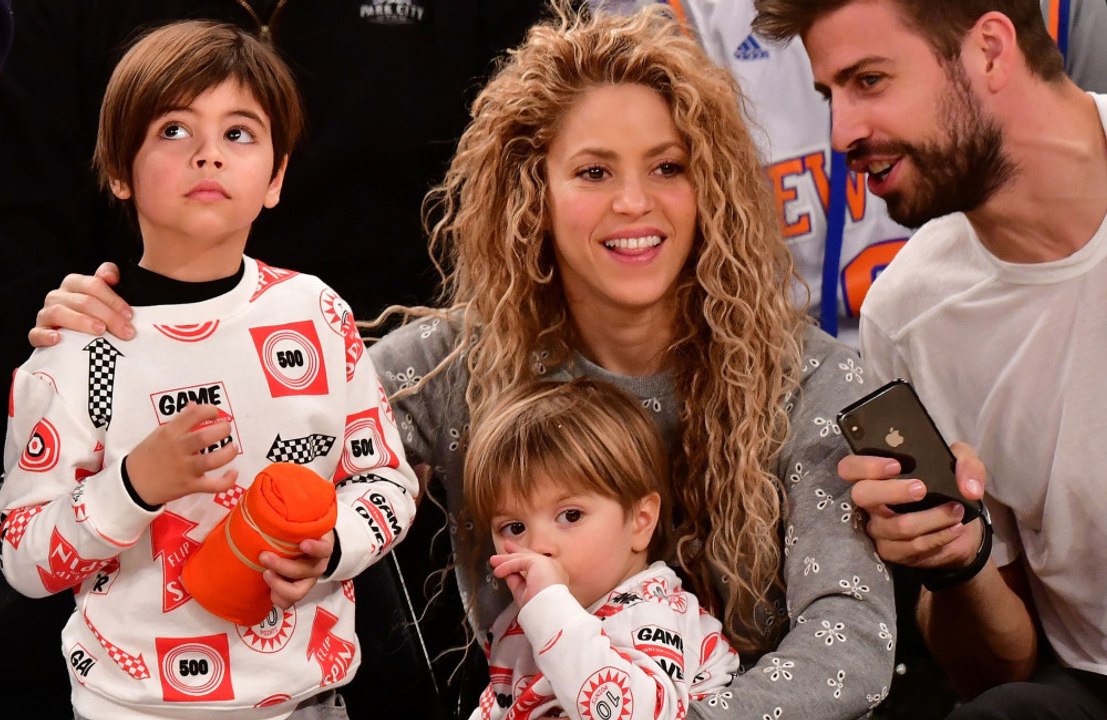 Shakira 'puts lifesize witch doll on balcony' facing Gerard Piqué's mother's home