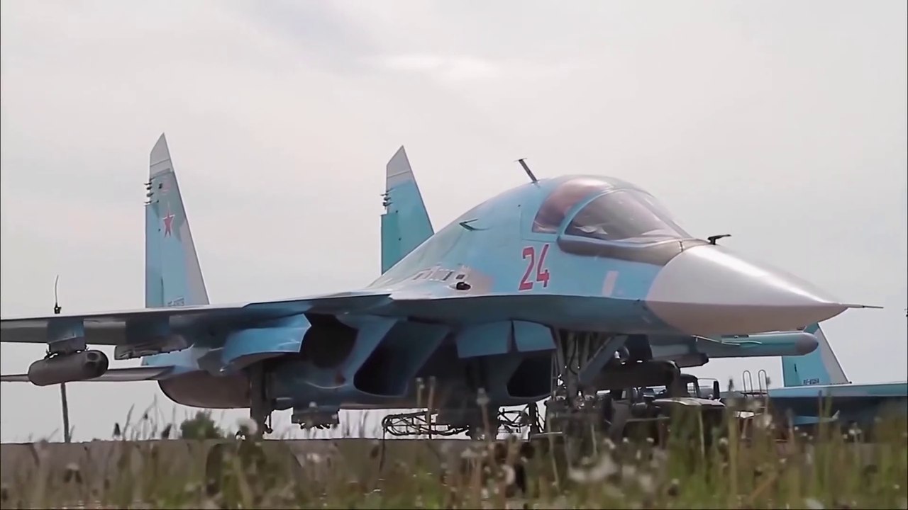 Rússia recebe lote de caças Su-34 com melhores capacidades