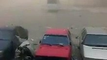 عاصفة رملية وأمطار غزيرة تضرب العاشر من رمضان