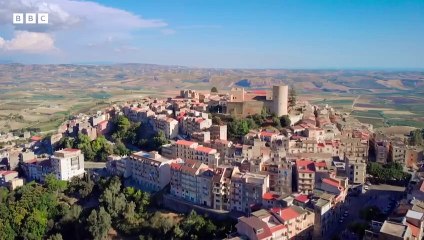 Amanda & Alan's Italian Job: Hilarious DIY Adventures on BBC iPlayer 🎬