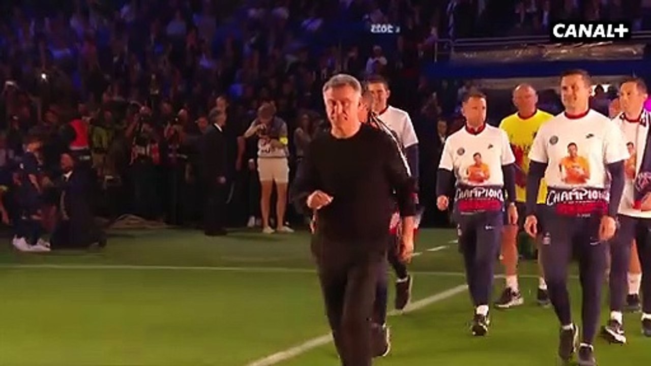 PSG : Messi et Galtier conspués lors de la remise du trophée de Ligue 1
