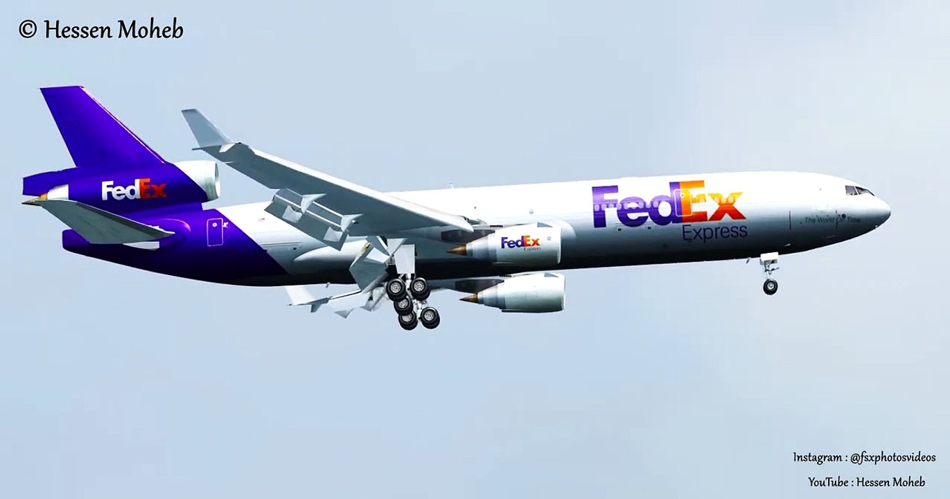 Fedex MD 11 Landing At Chicago
