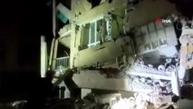 Kırıkhan'da ağır hasarlı bina kontrollü olarak yıkıldı