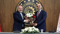 Sanayi ve Teknoloji Bakanı Mehmet Fatih Kacır, selefi Mustafa Varank'tan görevi teslim aldı