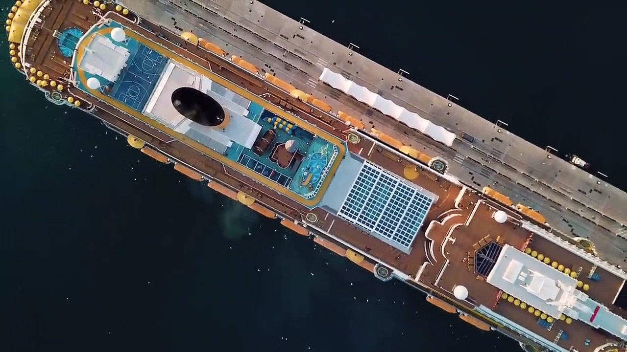 5 Extreme Lightning Strikes Caught On Camera