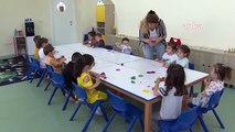 La nouvelle crèche et garderie pour enfants a commencé l'éducation à Antalya
