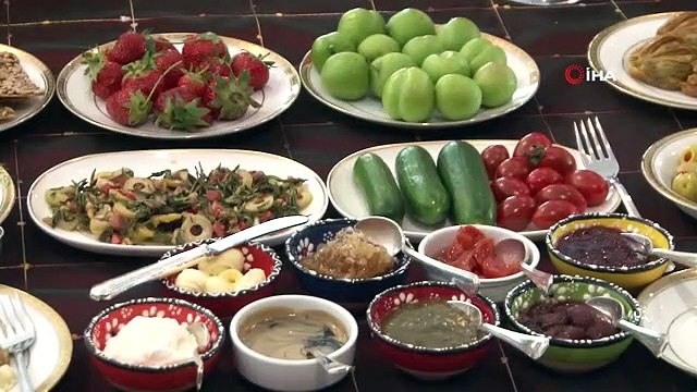 Petit-déjeuner en camionnette à l'occasion de la Journée mondiale du petit-déjeuner à Bakou