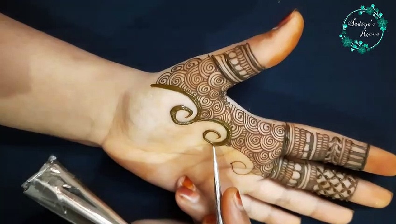 Mehndi class 32 | Easy front hand mehndi design | palm mehndi design |Mehndi tutorial |mehndi course
