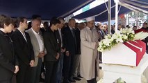 Cumhurbaşkanı Erdoğan, usta gazeteci Mehmet Barlas'ın cenaze törenine katıldı