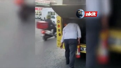 Yangın çıkınca öyle bir şey yaptı ki.. İETT şoföründen trajikomik görüntü
