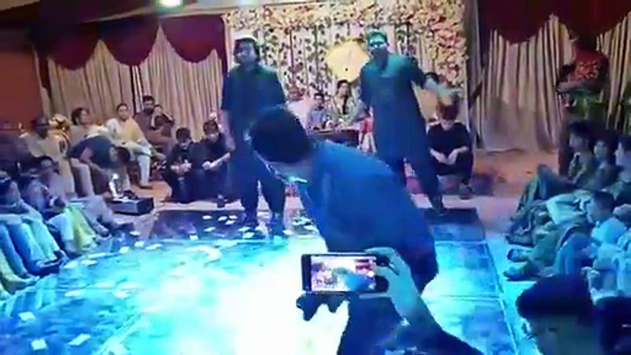 Chicken Kuk-Doo-Koo song | Wedding dance | Dance Performance | Mehndi Dance