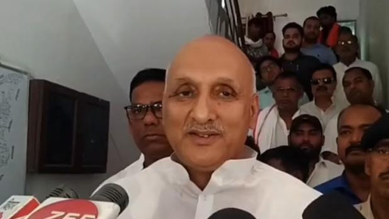बड़ी खबर: विरोध करने वालों ने नहीं पढ़ी शिक्षक नियुक्ति नियमावली- शिक्षा मंत्री