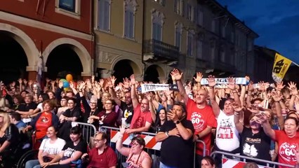 Nomadi, tutta Novellara in festa per i 60 anni della band