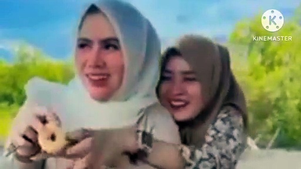Kelakuan ibu muda