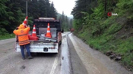 Bolu'da dereler taştı: Yollarda göçükler meydana geldi