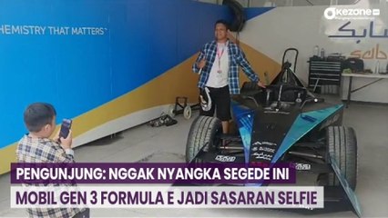 Mobil Gen 3 Formula E jadi Sasaran Selfie, Pengunjung: Nggak Nyangka Segede Ini
