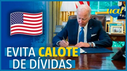 Biden assina lei que suspende teto da dívida dos EUA