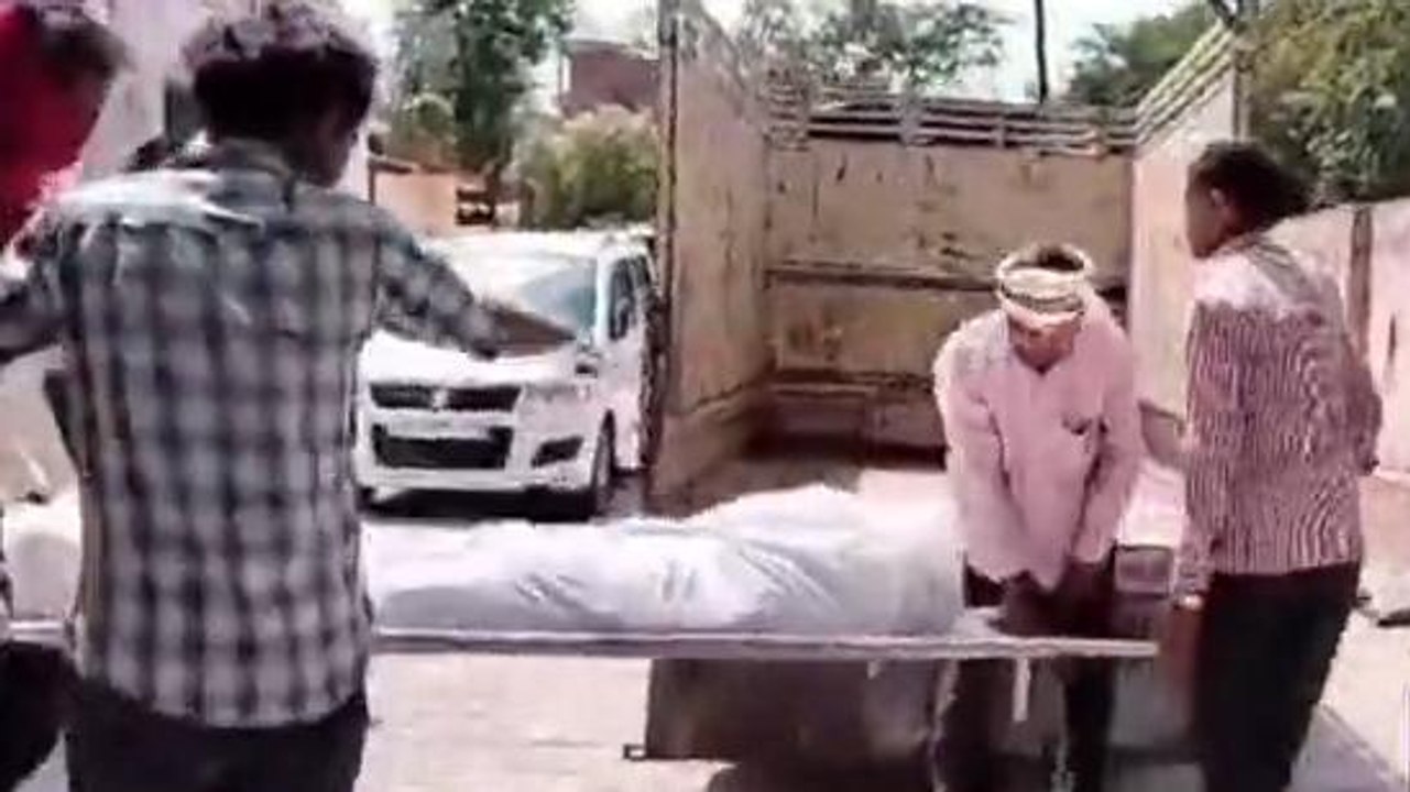 प्रतापगढ़ः संदिग्ध परिस्थितियों में विवाहिता की हुई मौत, परिजनों ने लगाया हत्या का आरोप