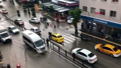 Amasya'da Sağanak Yağış Ana Caddeleri Sular Altında Bıraktı