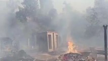 बड़ी खबर: भीषण आग ने मचाया तांडव, 25 से अधिक घर जलकर राख, मची अफरा-तफरी