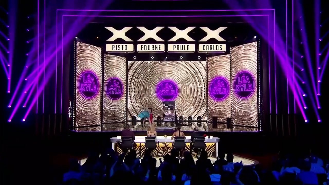 How Does She Do It? Amazing moments